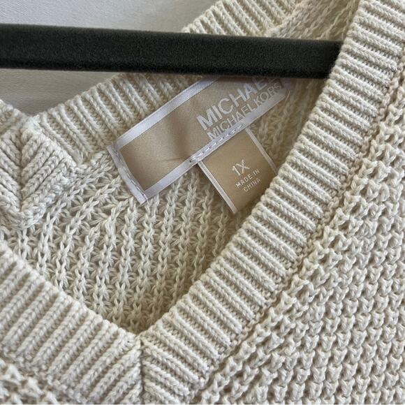 Michael Kors Tunic Sweater Womens Size 1X Ivory Knitted V Neck Simple Basic Sexy - Picture 2 of 10